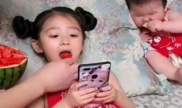 给自己女儿吃瓜,给女儿分享的甜蜜瓜果时光