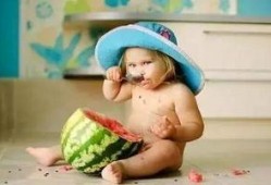 吃瓜小熊中专女生,吃瓜小熊视角下的中专女生生活剪影