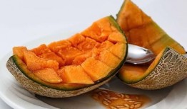 月经期哈密瓜可以吃吗,月经期哈密瓜食用适宜性探讨