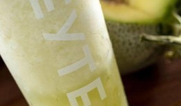 吃瓜奶盖,品味夏日清凉，解锁休闲新时尚