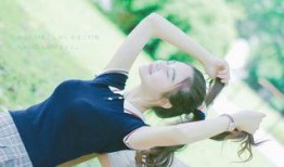 美女吃瓜可爱照片高清,高清美照捕捉瓜界萌主瞬间