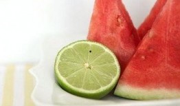 夏季吃瓜男孩头像,吃瓜男孩头像，解锁夏日风情