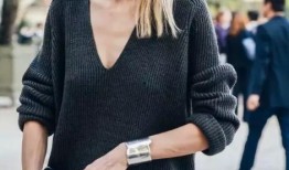 蓝毛衣妹子吃瓜,揭秘娱乐圈幕后风云