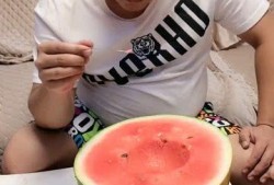 地位高低从吃瓜上看出来